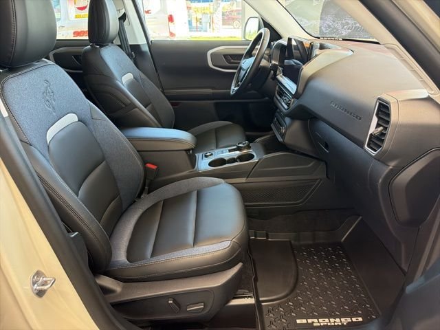 Used 2025 Beige Ford Outer Banks image 12