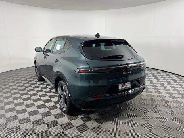 2026 Alfa Romeo Tonale Sprint - Photo 6