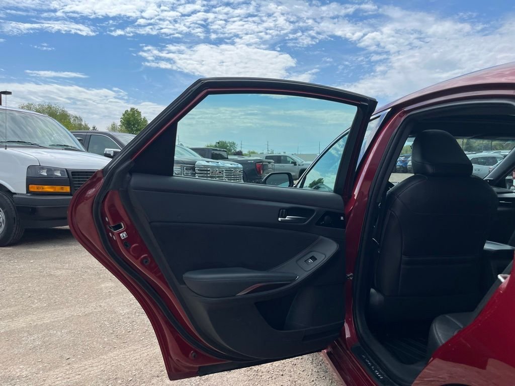 Used 2019 Pearl Toyota XSE image 23