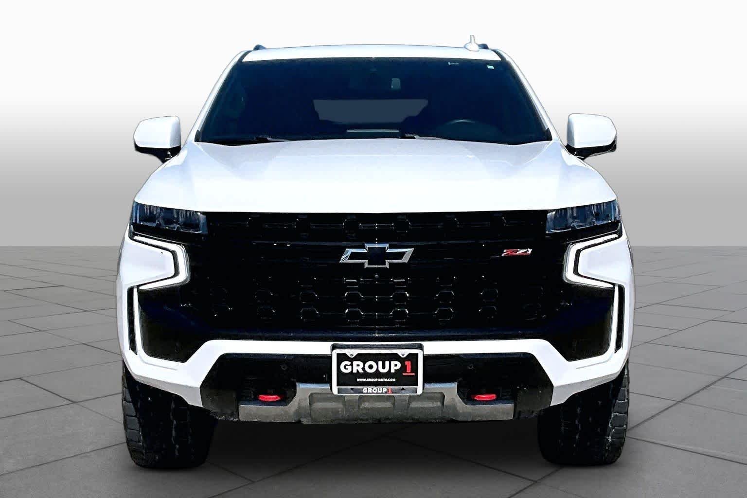 Used 2023 Summit White Chevrolet Z71 image 4