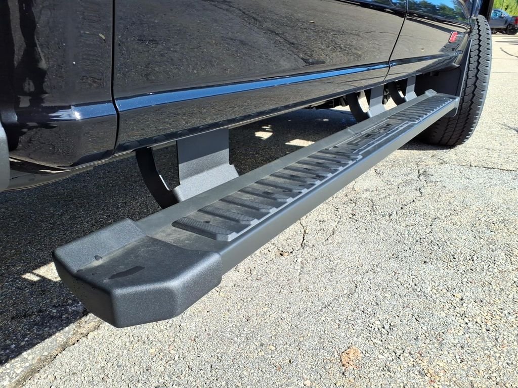 New 2027 Agate Black Metallic Ford F-250® XLT image 13
