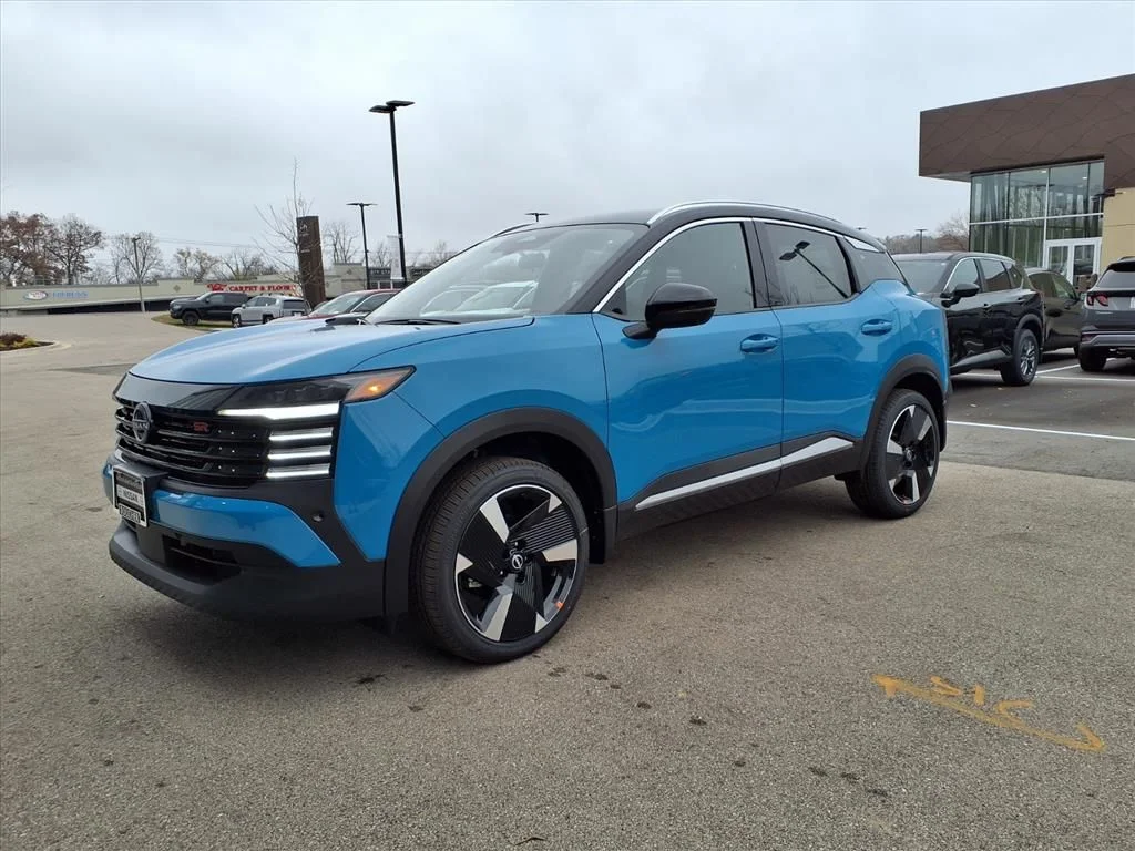 New 2026 Arctic Ice Blue Metallic / Super Black Two-tone Nissan SR image 7