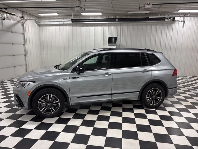 2024 Volkswagen Tiguan SE R-LINE BLACK