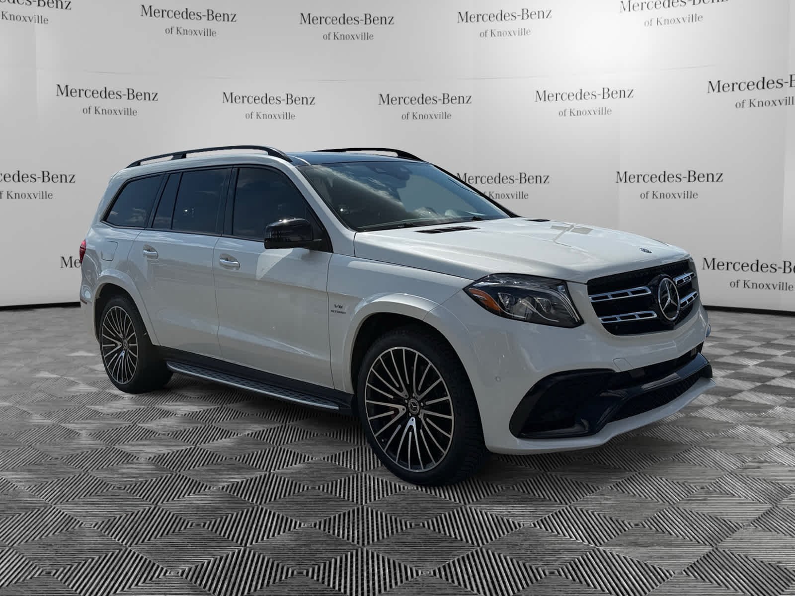 Used 2018 designo Diamond White Metallic Mercedes-Benz AMG® GLS 63 image 6