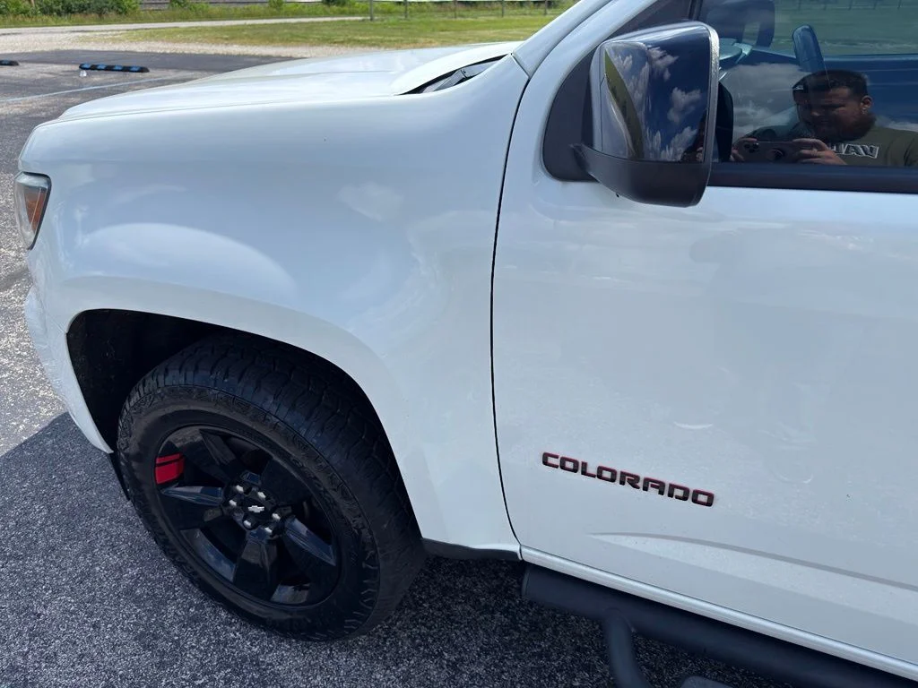 Used 2021 White Chevrolet LT image 19
