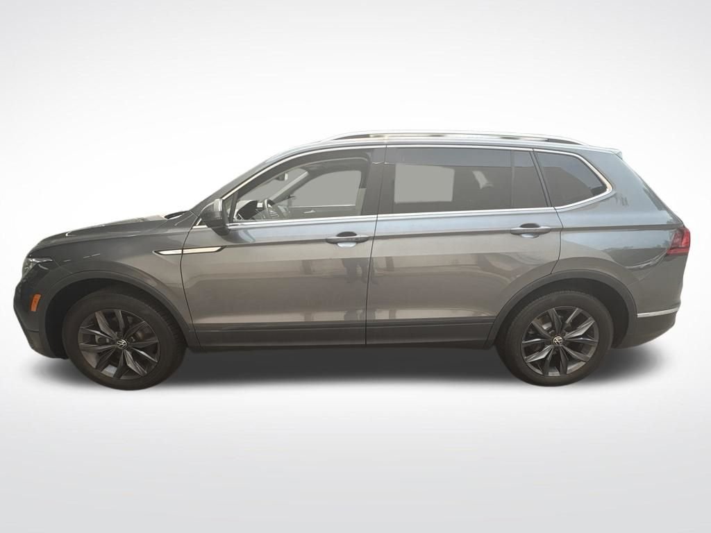 Used 2023 Gray Volkswagen 2.0T SE image 14