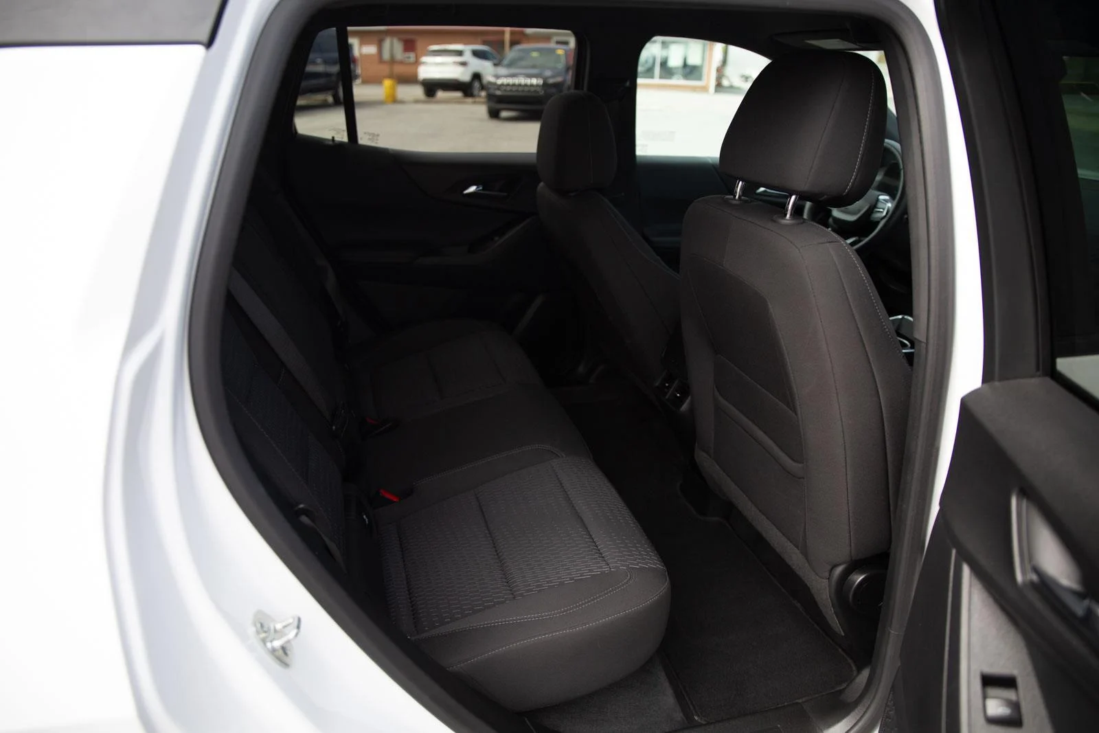 2025 Chevrolet Equinox LT - Photo 22