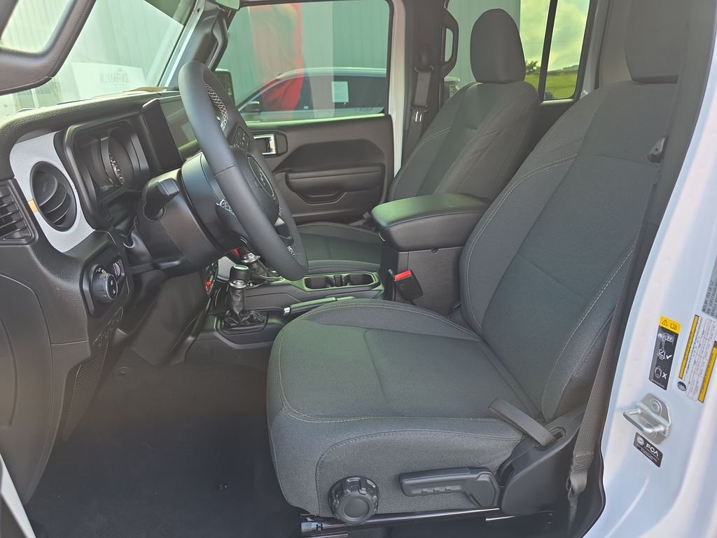Certified Used 2025 White Jeep Willys image 11