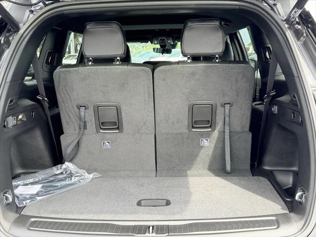 New 2026 Baltic Gray Metallic Clear-Coat Exterior Paint Jeep Laredo image 4