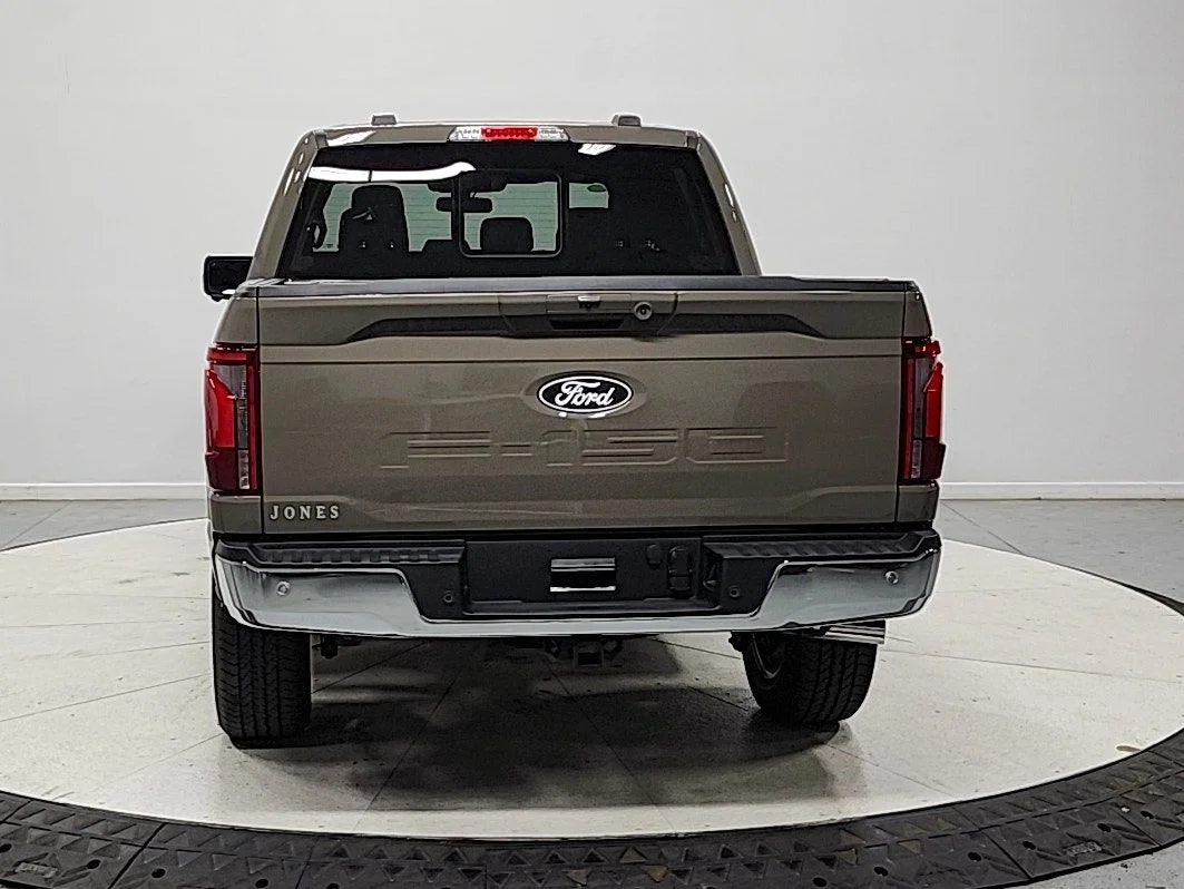 New 2026 Gray Ford Lariat image 6