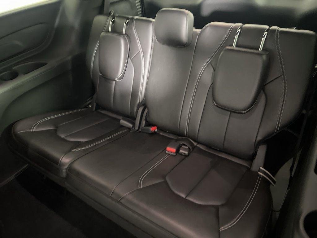 Used 2026 Bright White Clearcoat Chrysler Select image 21
