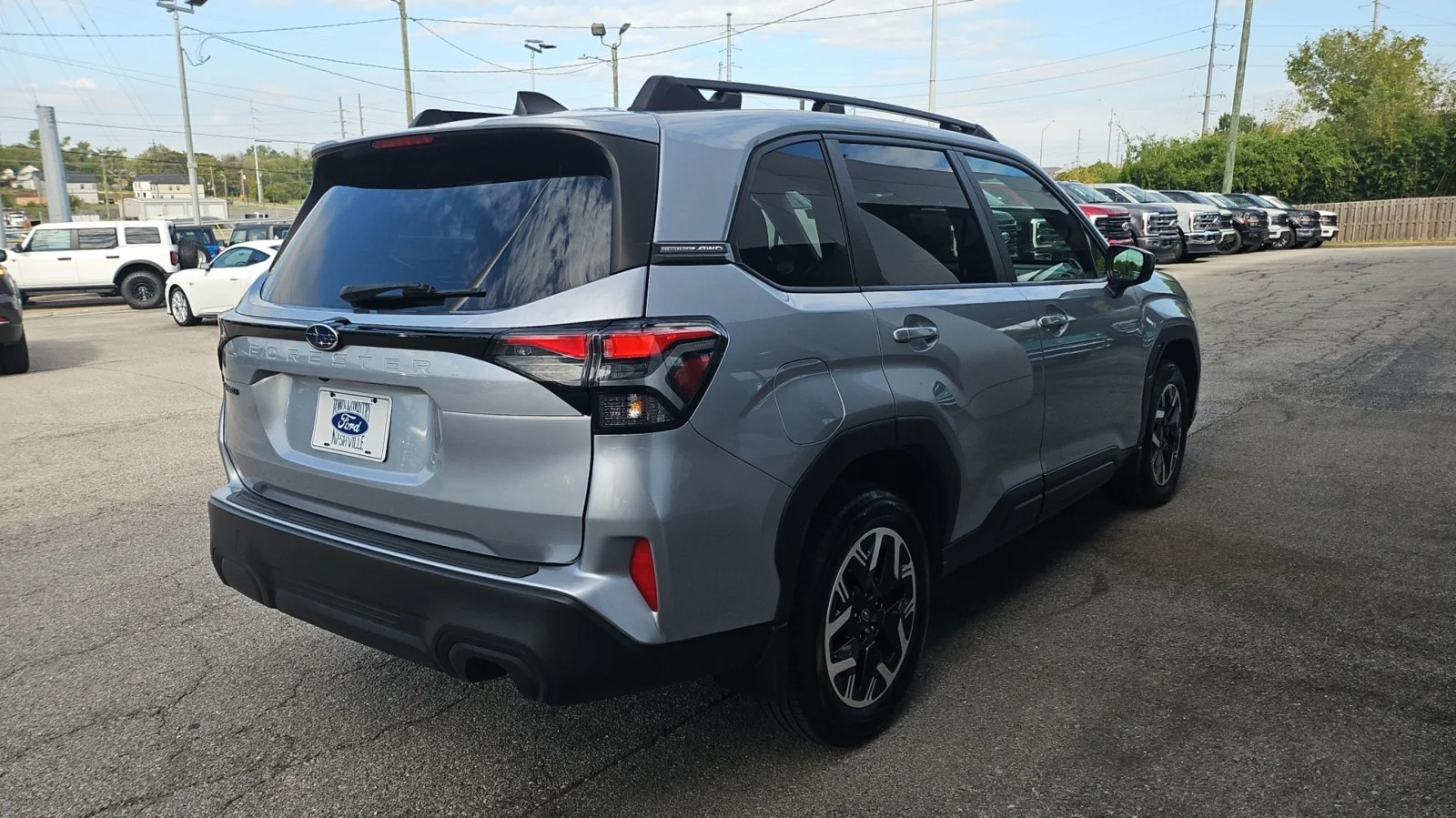 Used 2025 Ice Silver Metallic Subaru Premium AWD image 5