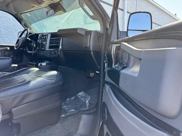 Used 2021 ONYX BLACK GMC CARGO image 20