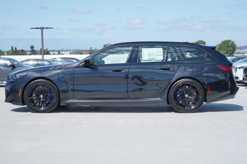 New 2026 Black Sapphire Metallic BMW Base image 4