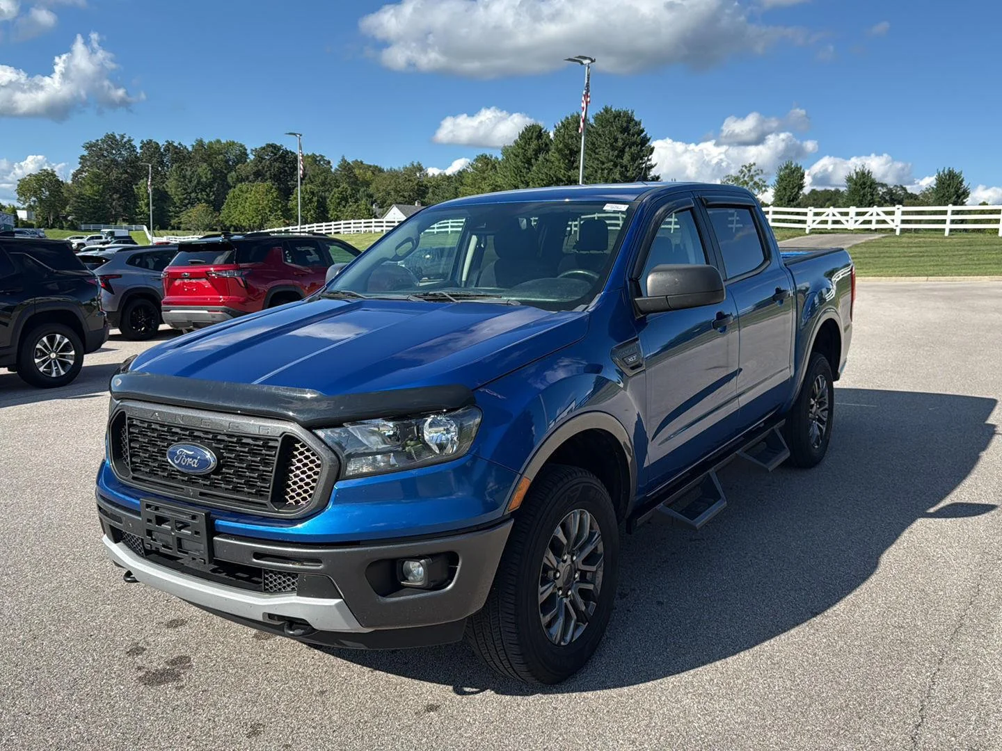 Used 2020 Lightning Blue Ford XLT image 2