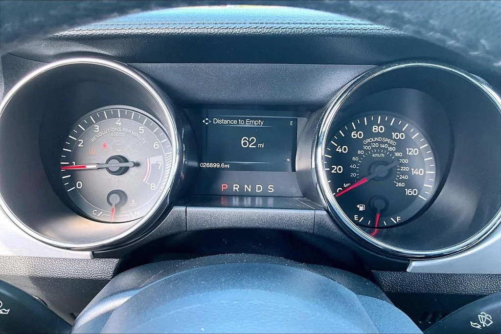 Used 2016 Gray Ford GT Premium image 12