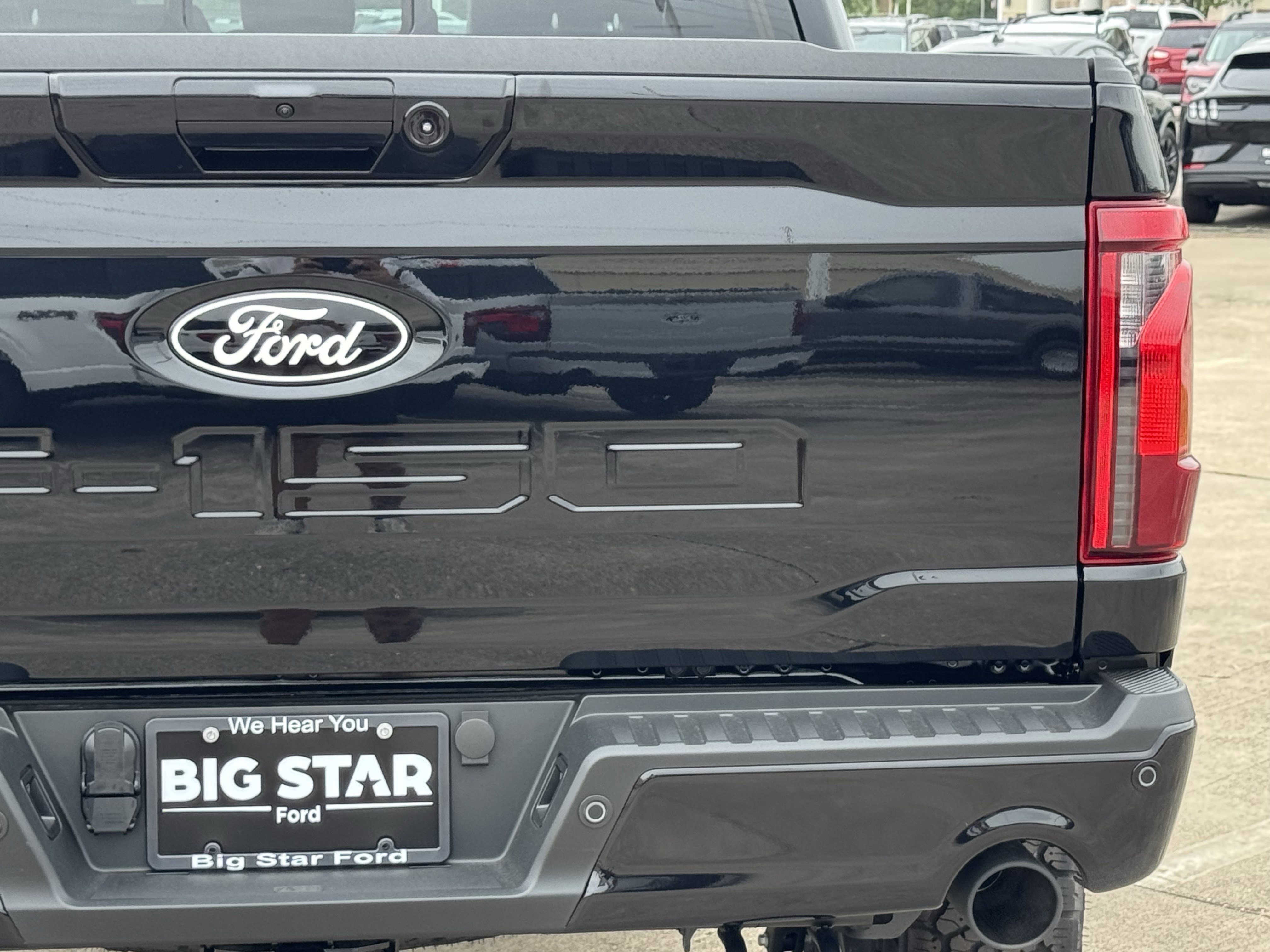 New 2026 Agate Black Metallic Ford Tremor image 9
