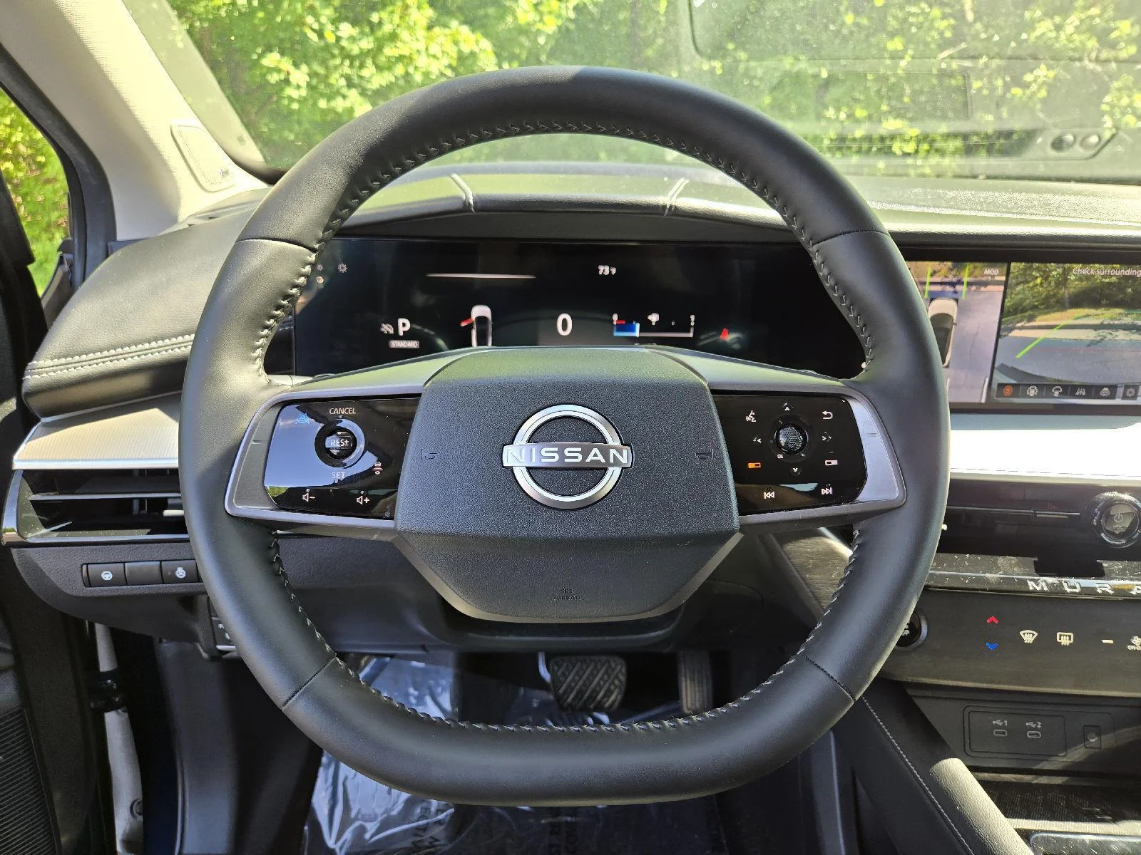 Used 2025 Aurora Blue Pearl Metallic Nissan SL image 17