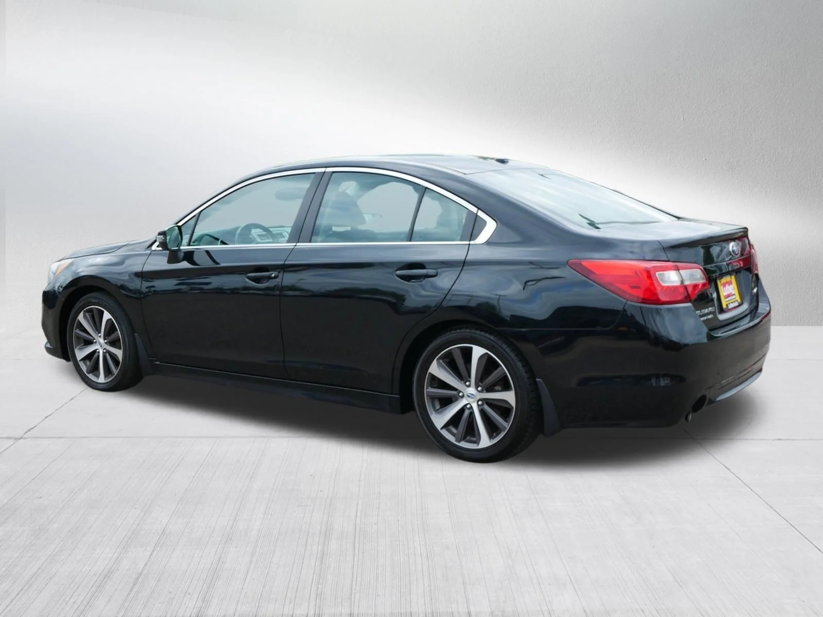 Used 2015 Crystal Black Silica Subaru 2.5i Limited image 5