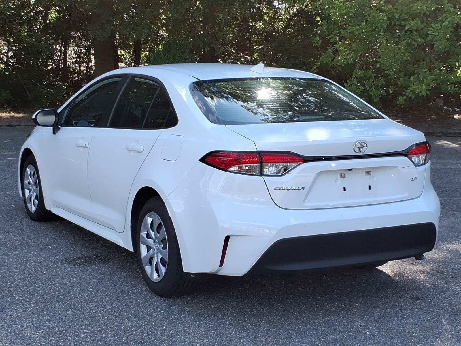 Used 2024  Toyota LE image 14
