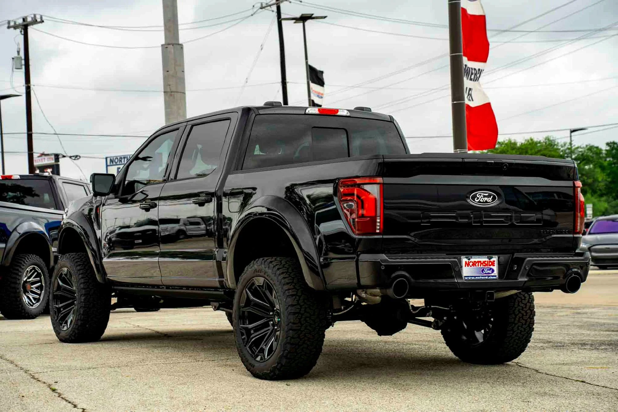 New 2026 Agate Black Metallic Ford LARIAT Black Widow image 5