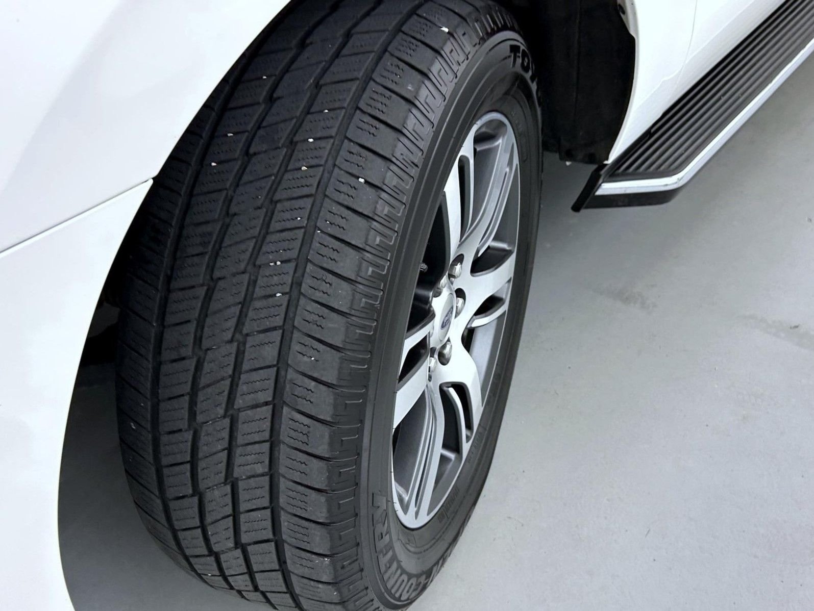 Used 2023 White Ford XLT image 26