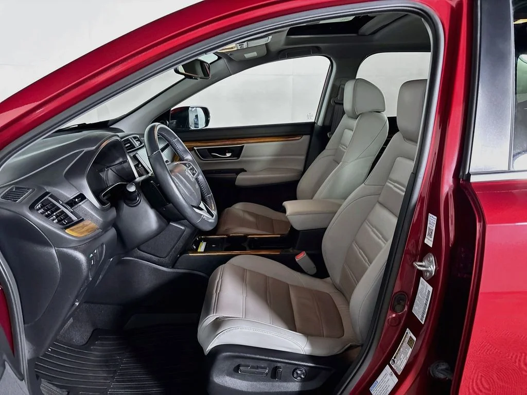 Used 2021 Radiant Red Metallic Honda Touring image 11