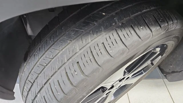 Used 2018 Black Metallic Chevrolet Premier image 31