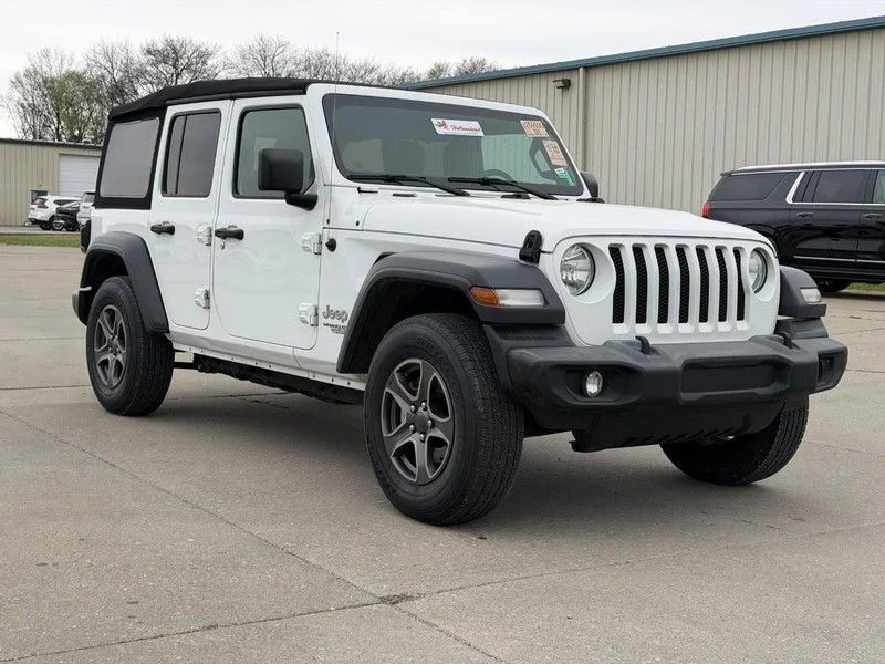 2019 Jeep Wrangler Sport S's photo