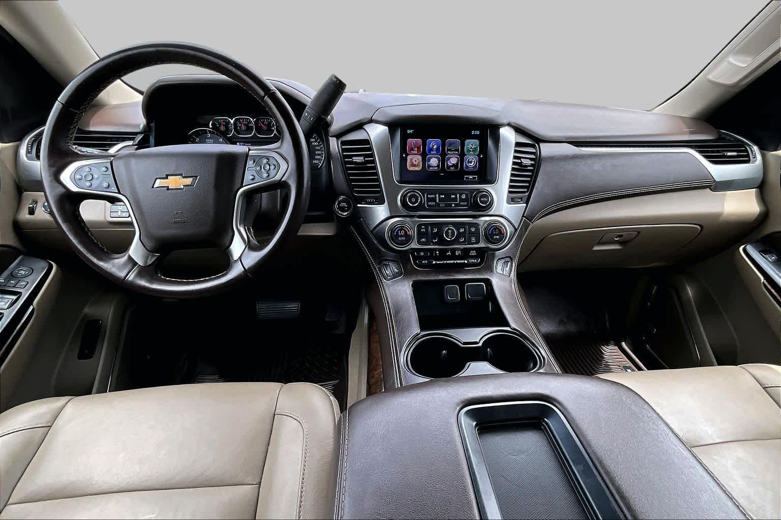 Used 2019 Iridescent Pearl Tricoat Chevrolet LT image 15