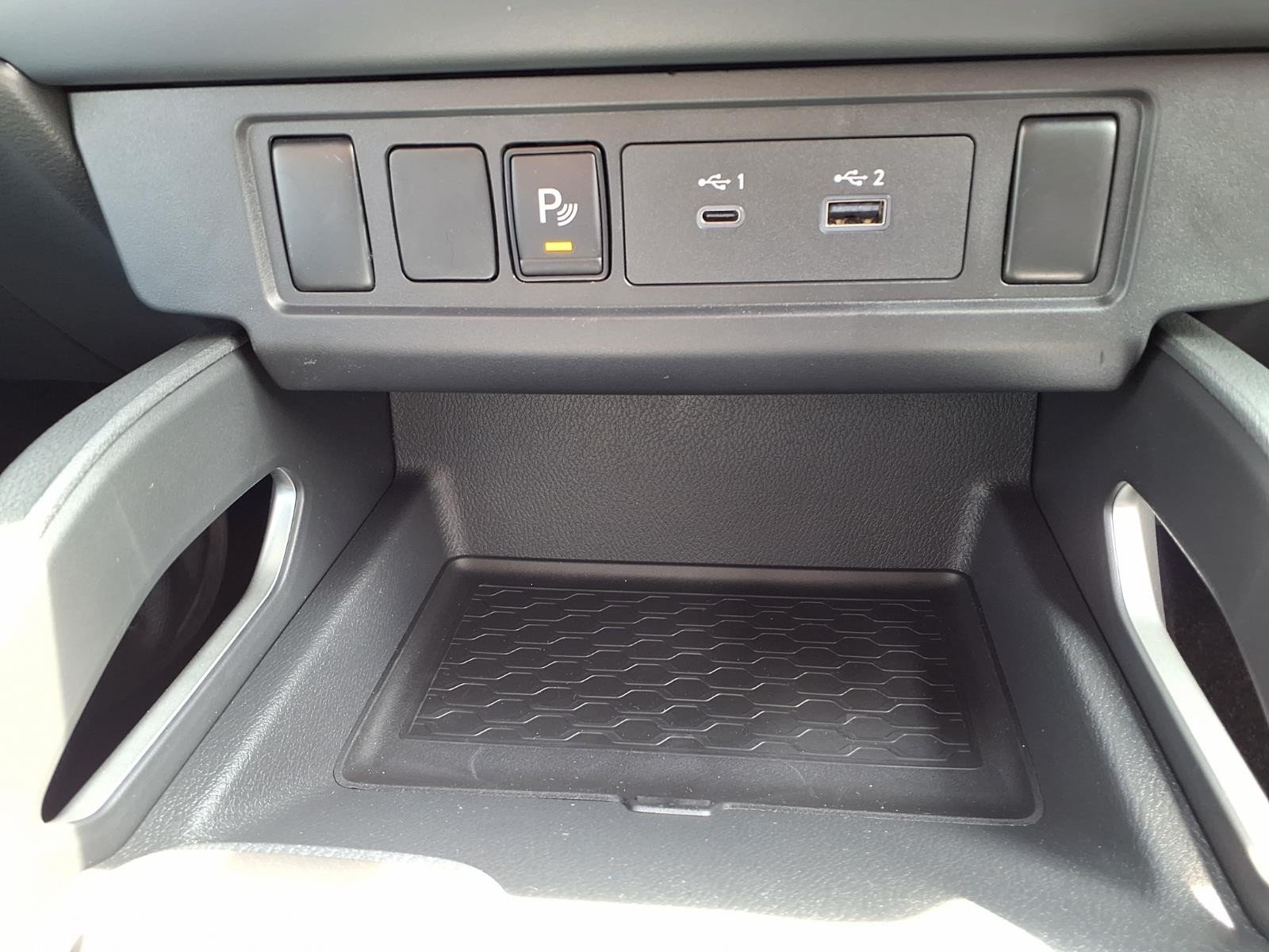 New 2026 Gun Metallic Nissan Crew Cab SV image 20