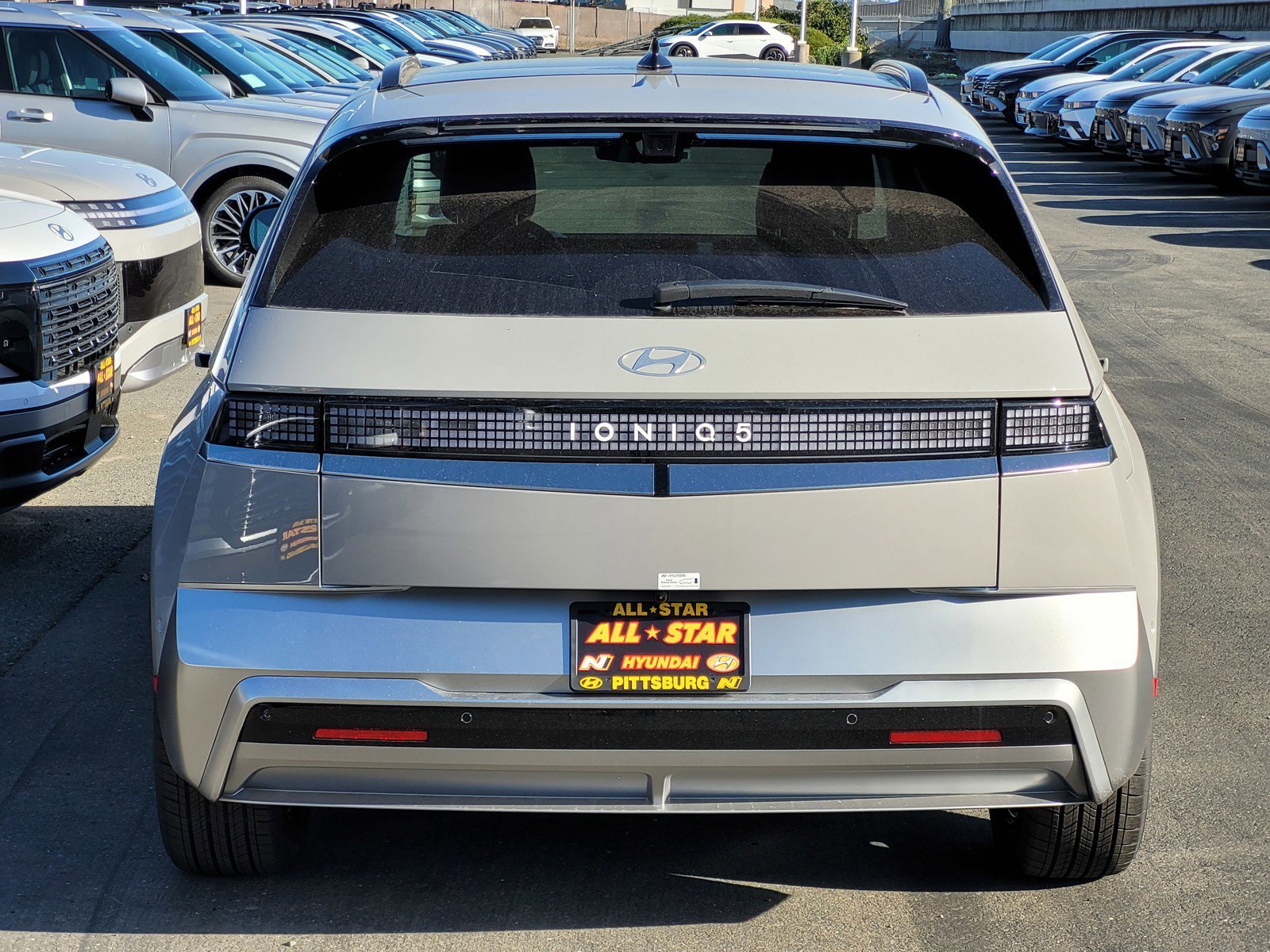 2026 Hyundai Ioniq 5 Limited photo 4