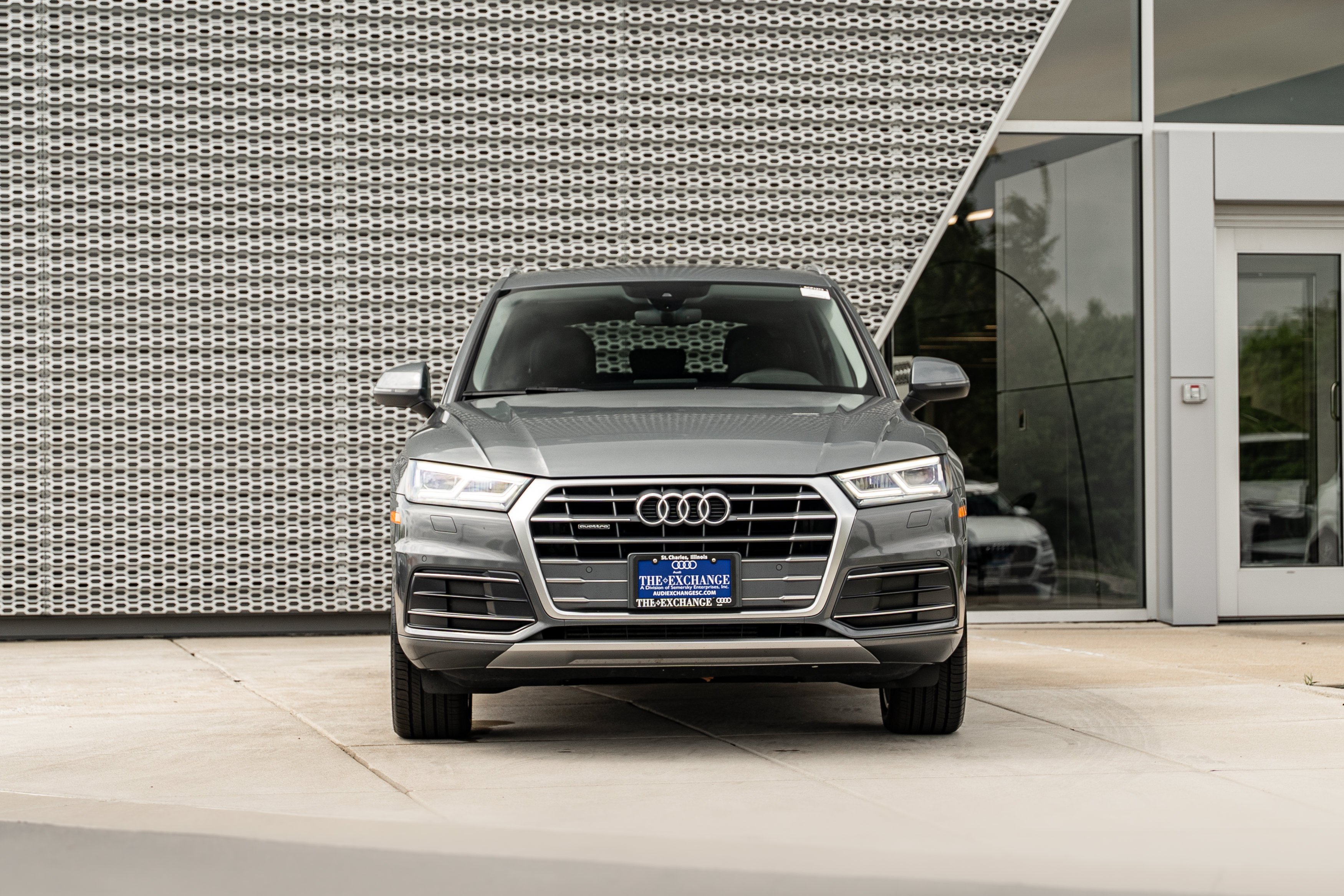 Used 2018 Monsoon Gray Metallic Audi Premium Plus image 33