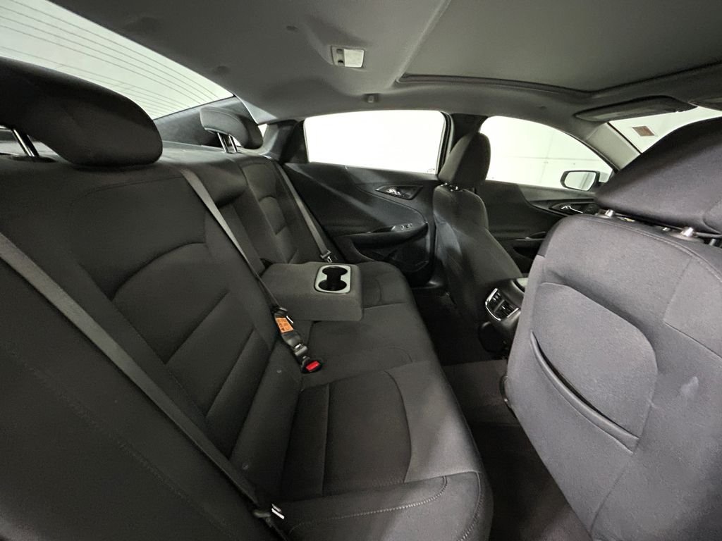Used 2024 White Chevrolet LT image 17