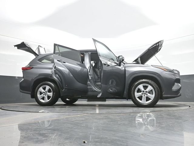 Used 2022 Gray Toyota LE image 31