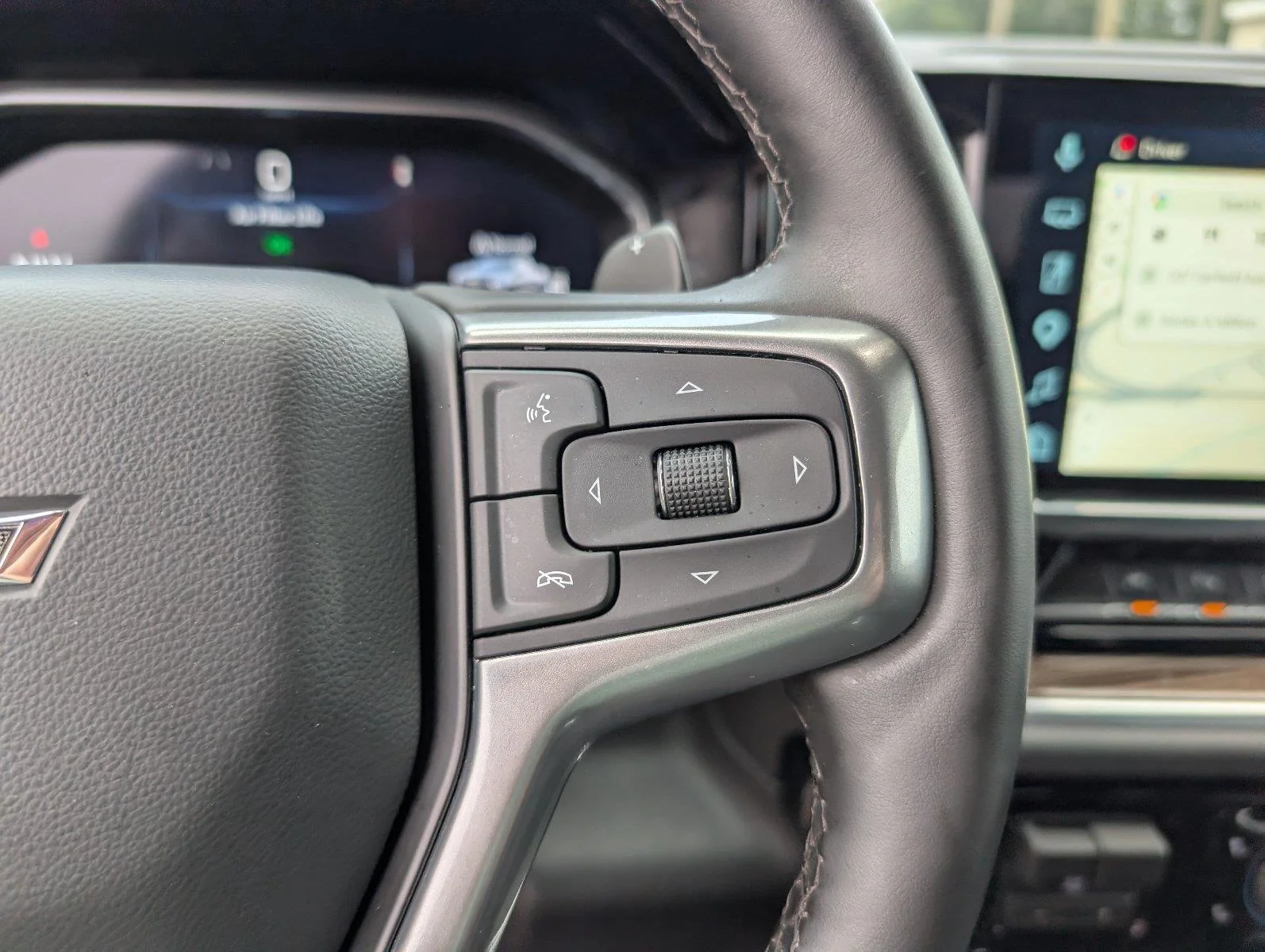 Used 2026 Black Chevrolet RST image 27