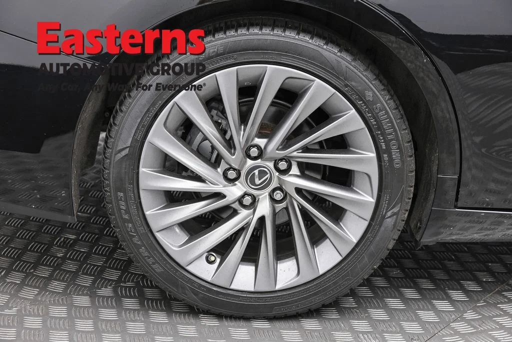 Used 2020 Black Lexus 350 Luxury image 33