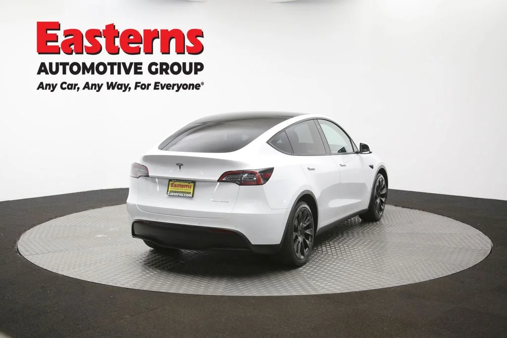 Used 2022 White Tesla Long Range image 33