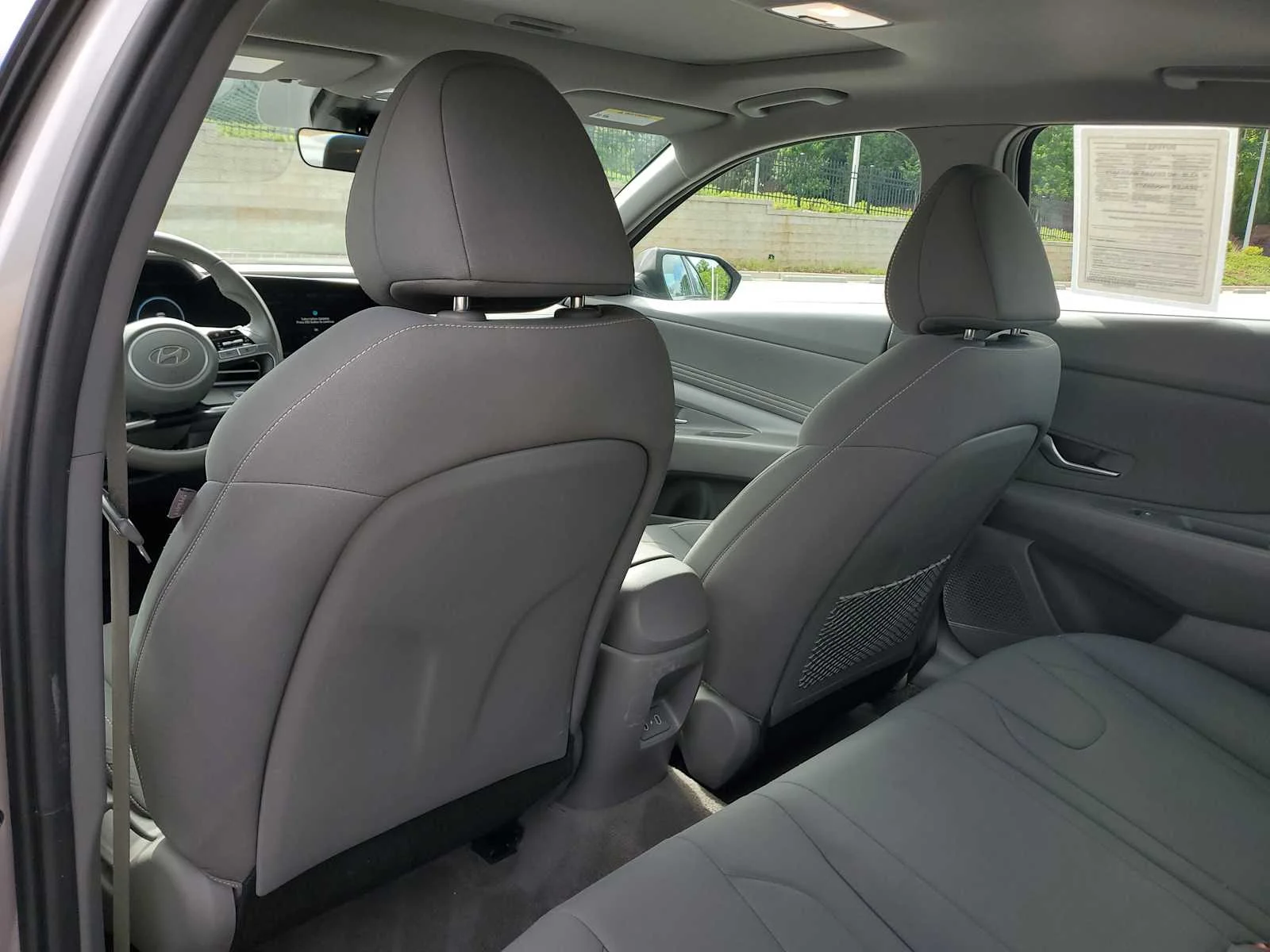 Used 2025 Fluid Metal Hyundai SEL Convenience image 8