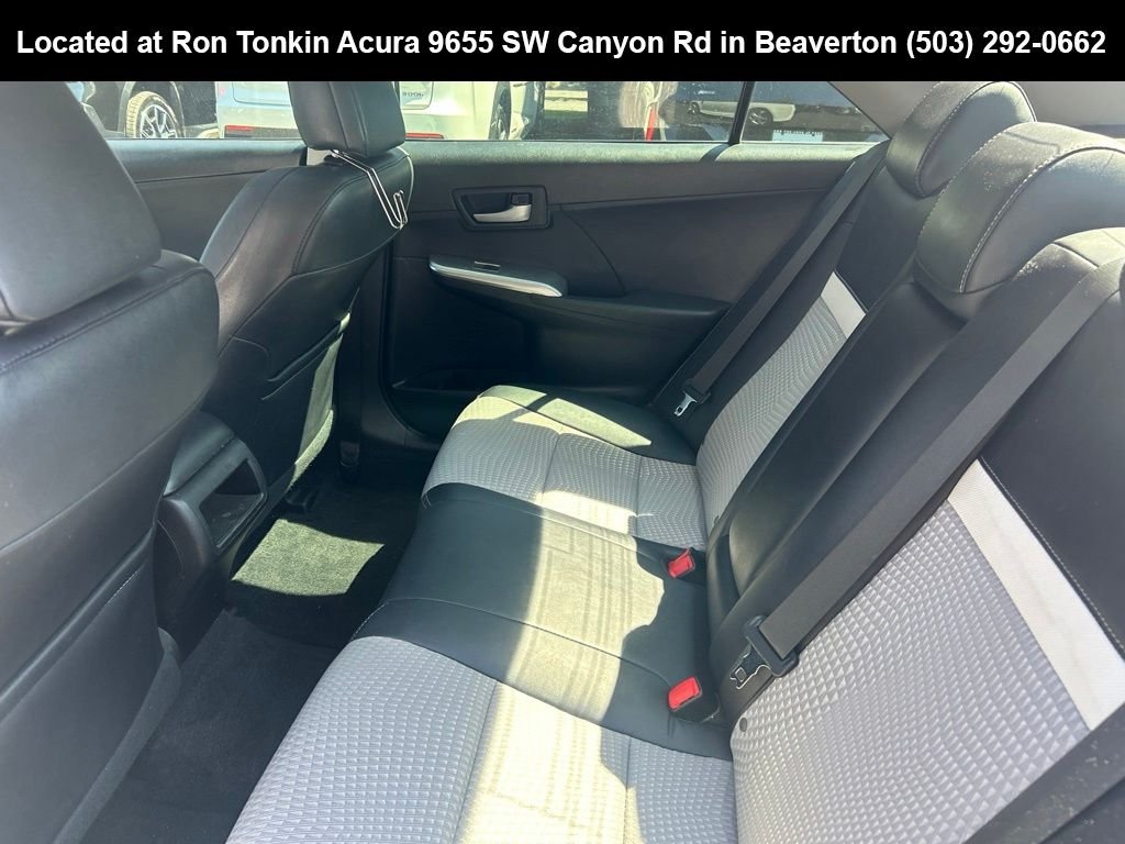 Used 2013 Super White Toyota SE image 11