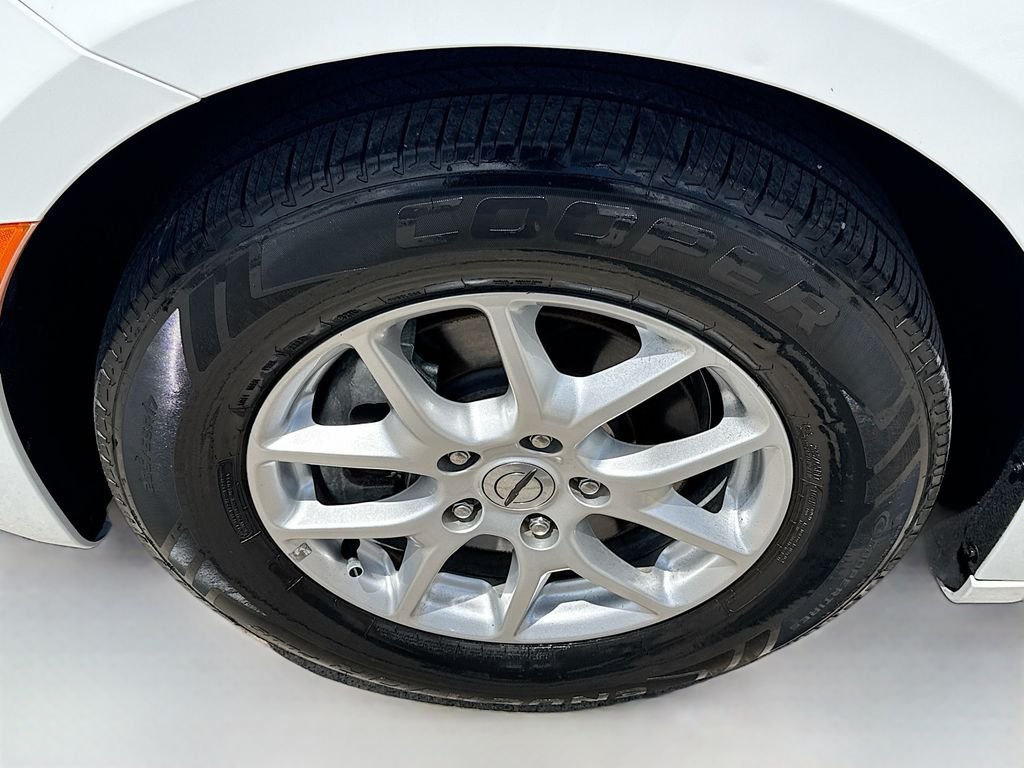 Certified Used 2021 Bright White Clearcoat Chrysler Touring L image 31