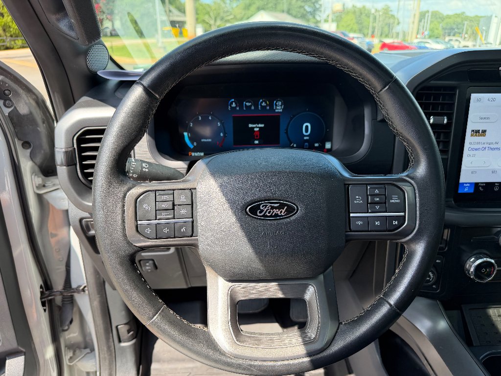 Used 2024 Gray Ford XLT image 28