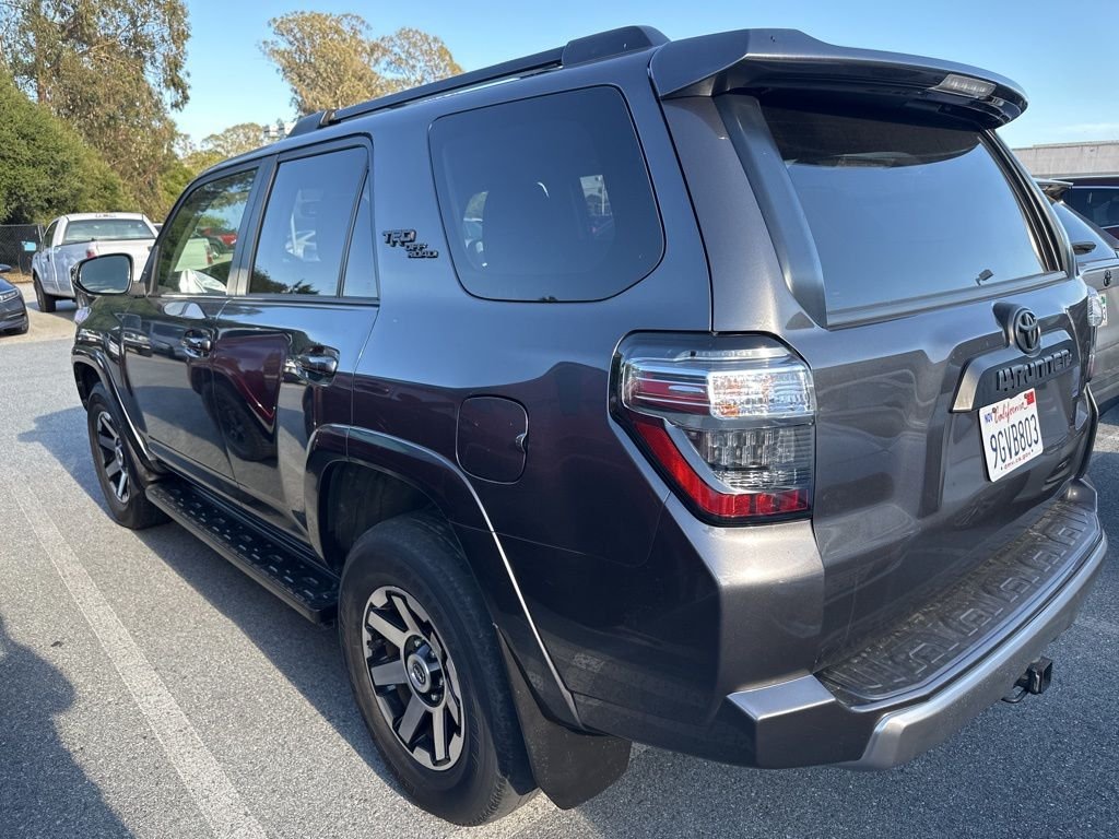 2019 Toyota 4Runner TRD Off-Road Premium photo 5