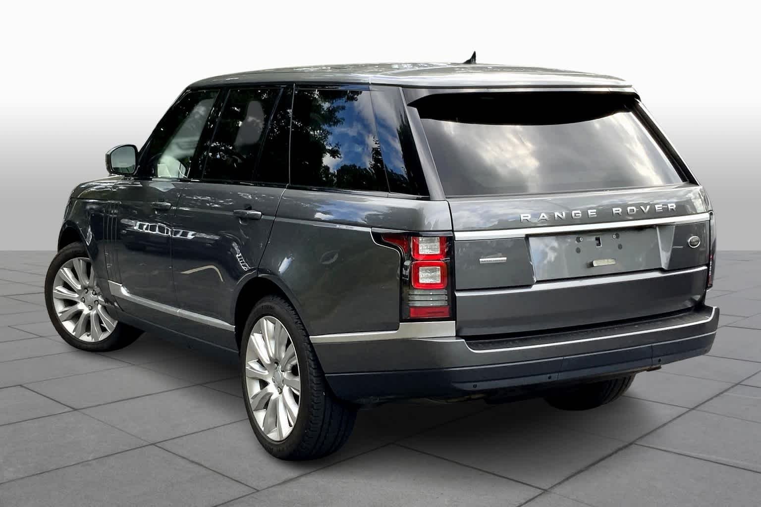 Used 2017 Corris Grey Land Rover  image 11