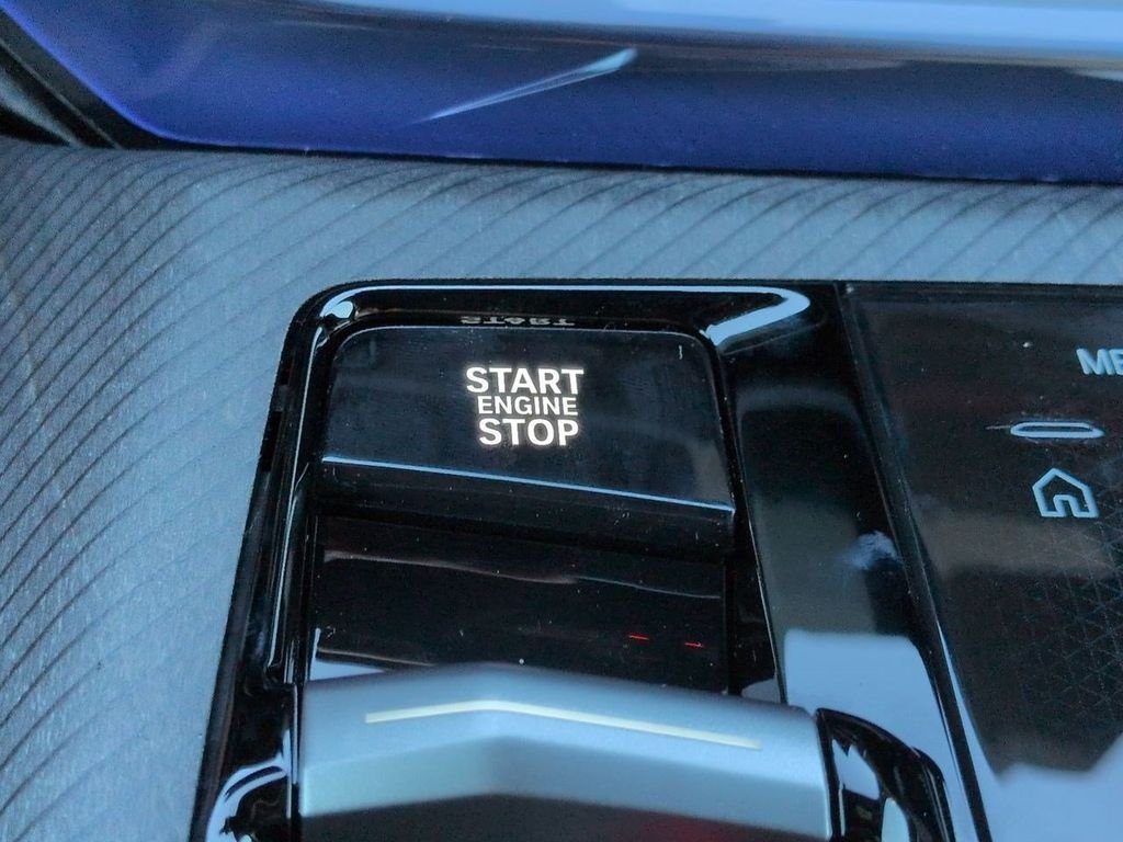New 2026 Dune Grey Metallic BMW 30 xDrive image 29