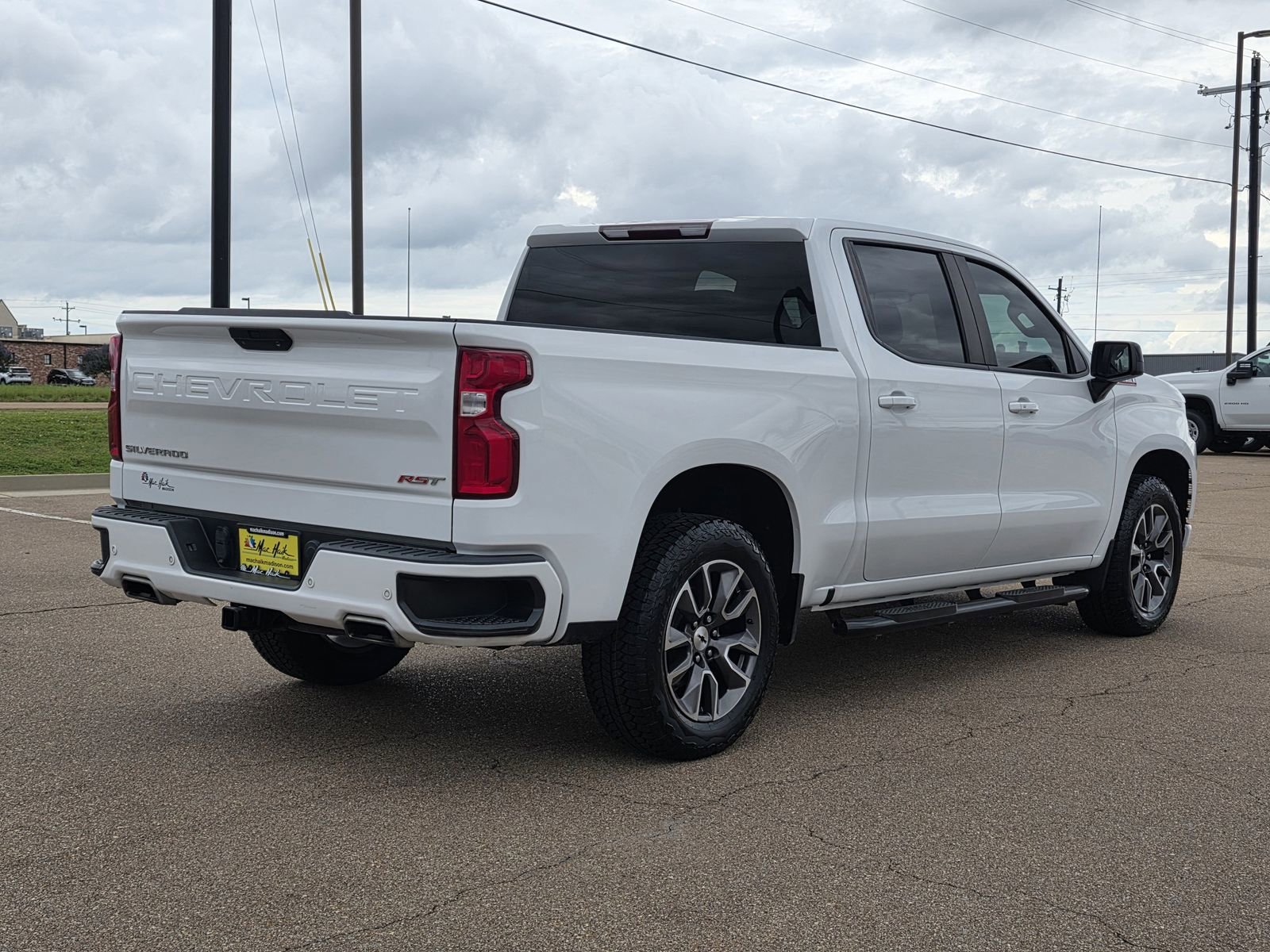 Used 2022 Summit White Chevrolet RST image 5