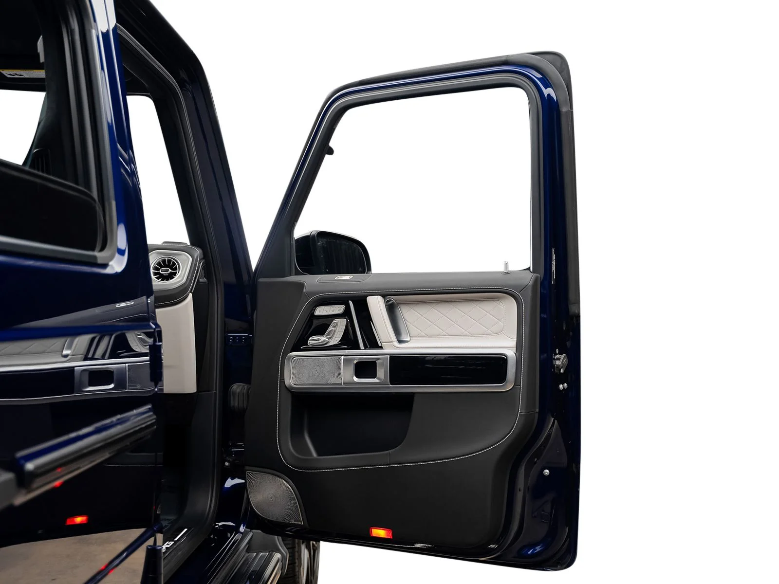 Used 2021 Blue Mercedes-Benz G 63 AMG&reg; image 58