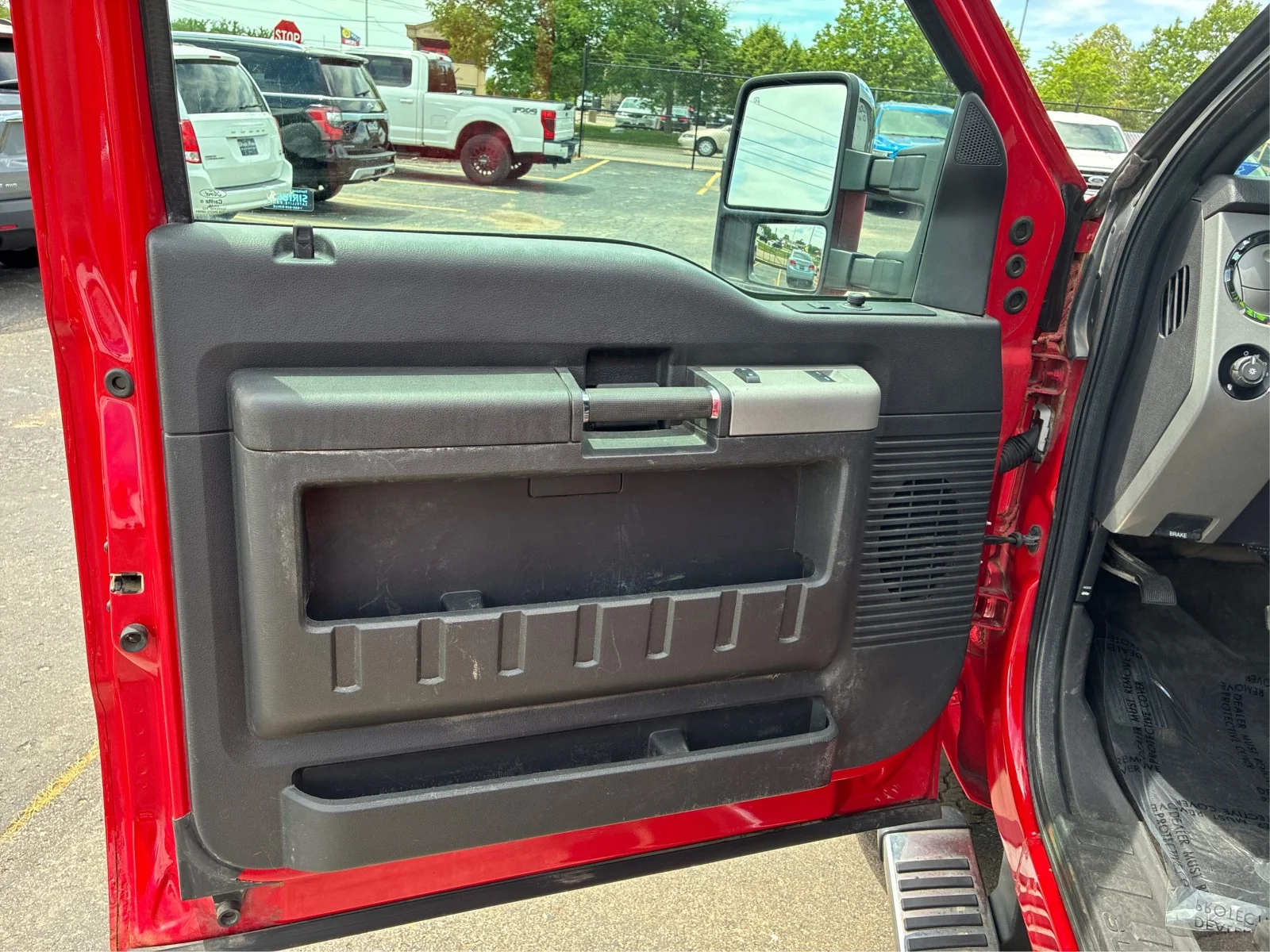 Used 2015 Red Ford Lariat image 16