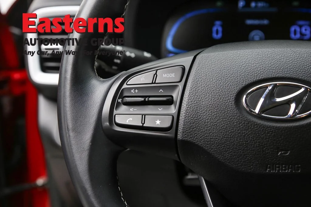 Used 2023 Red Hyundai Limited image 15