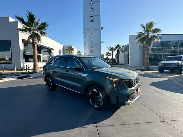 New 2026 Cityscape Green Kia EX image 1